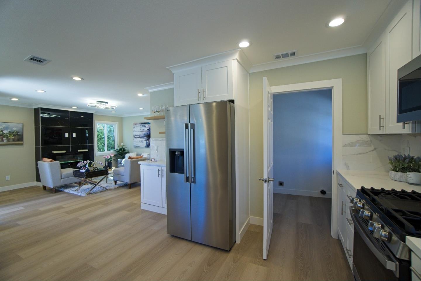 Detail Gallery Image 21 of 32 For 207 N Claremont Ave, San Jose,  CA 95127 - 3 Beds | 2 Baths