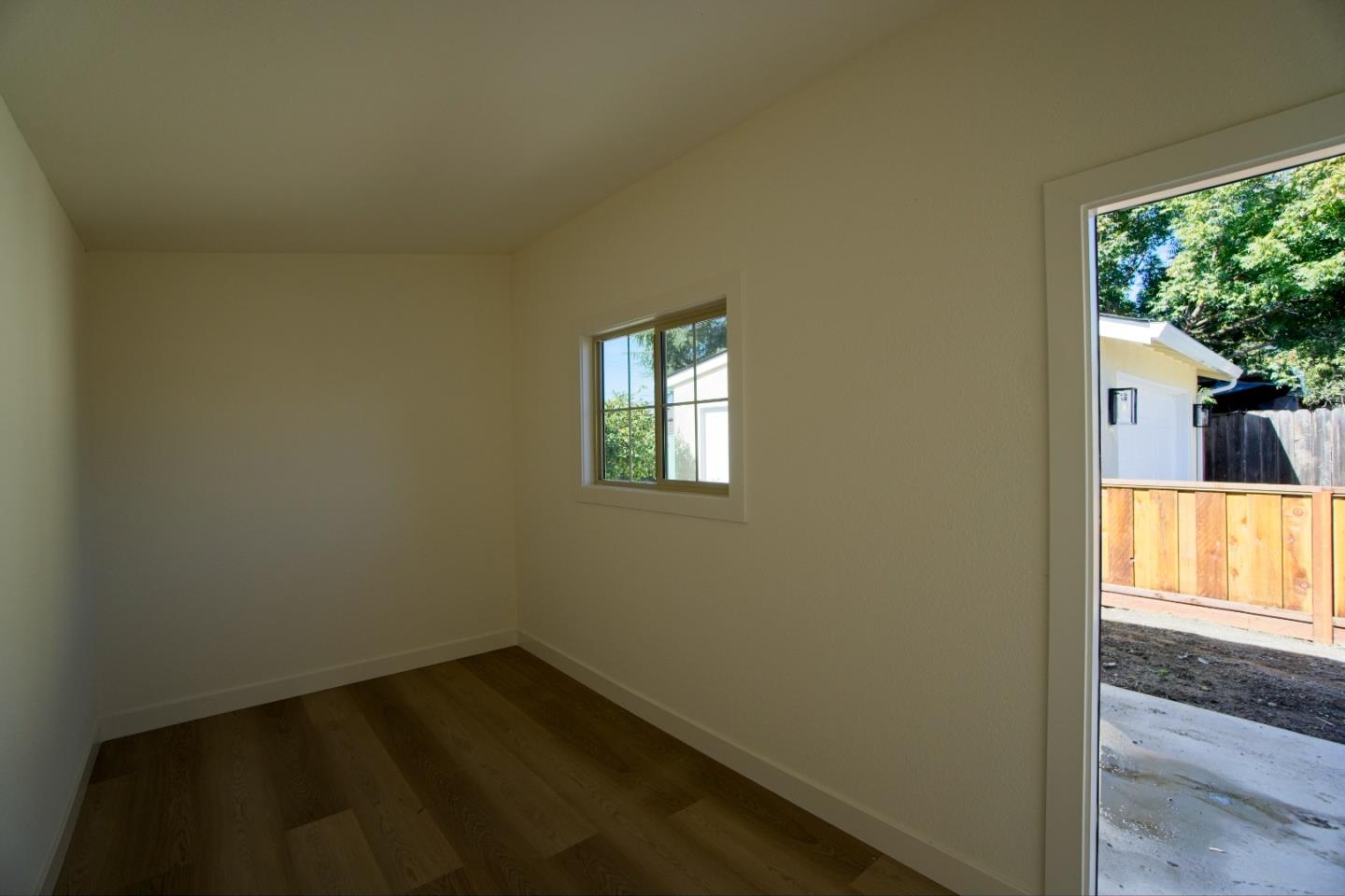 Detail Gallery Image 29 of 32 For 207 N Claremont Ave, San Jose,  CA 95127 - 3 Beds | 2 Baths