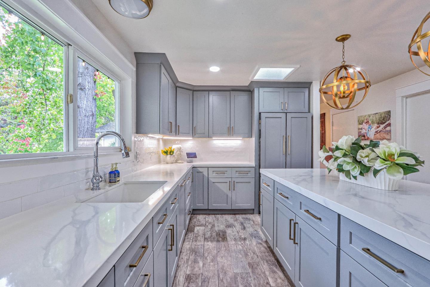 Detail Gallery Image 10 of 27 For 180 San Benancio Rd, Salinas,  CA 93908 - 4 Beds | 3 Baths