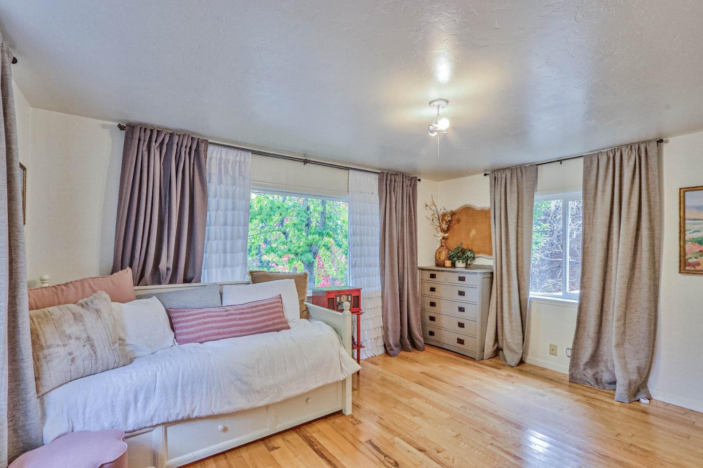 Detail Gallery Image 18 of 27 For 180 San Benancio Rd, Salinas,  CA 93908 - 4 Beds | 3 Baths