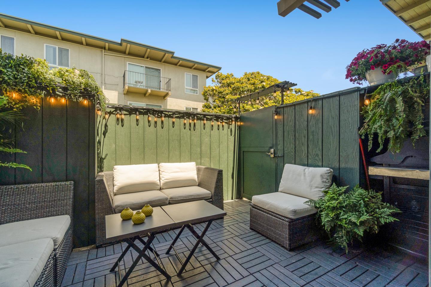 Detail Gallery Image 10 of 29 For 808 N Delaware St, San Mateo,  CA 94401 - 2 Beds | 1/1 Baths