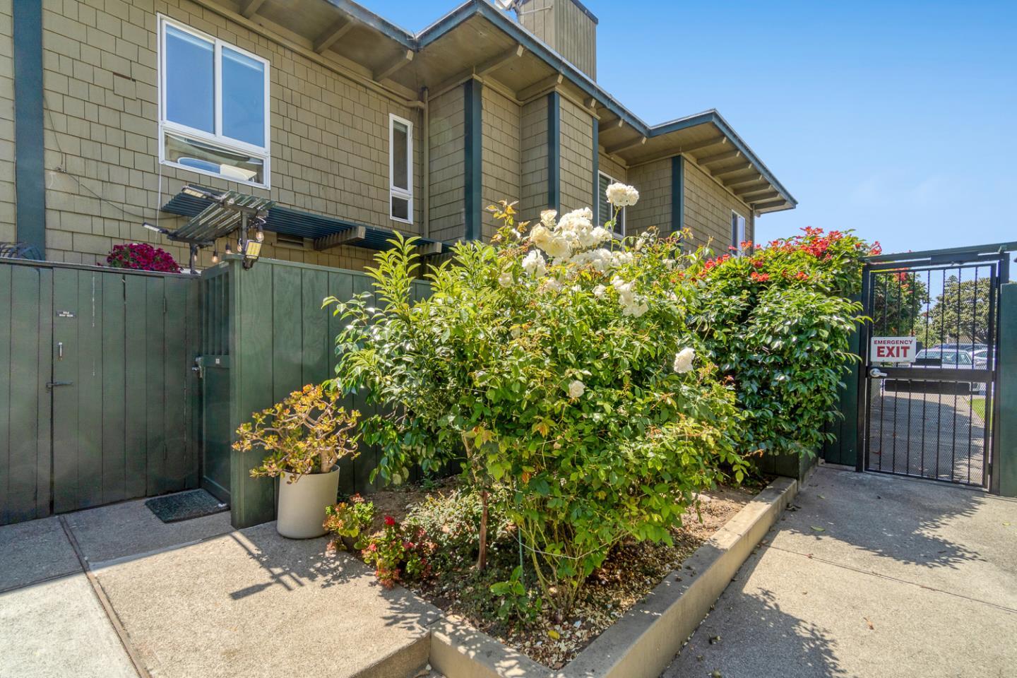 Detail Gallery Image 16 of 29 For 808 N Delaware St, San Mateo,  CA 94401 - 2 Beds | 1/1 Baths