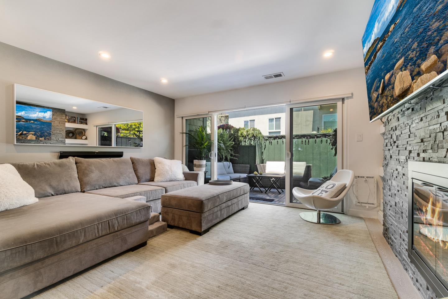 Detail Gallery Image 6 of 29 For 808 N Delaware St, San Mateo,  CA 94401 - 2 Beds | 1/1 Baths