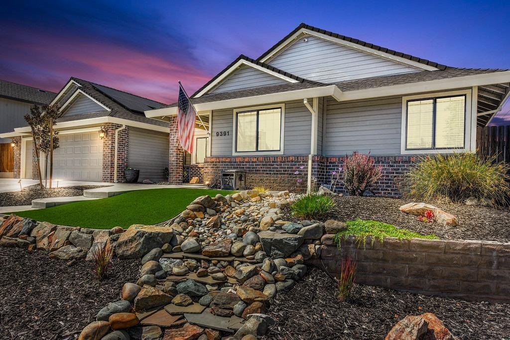 Front Image Thumbnail for ML82025115