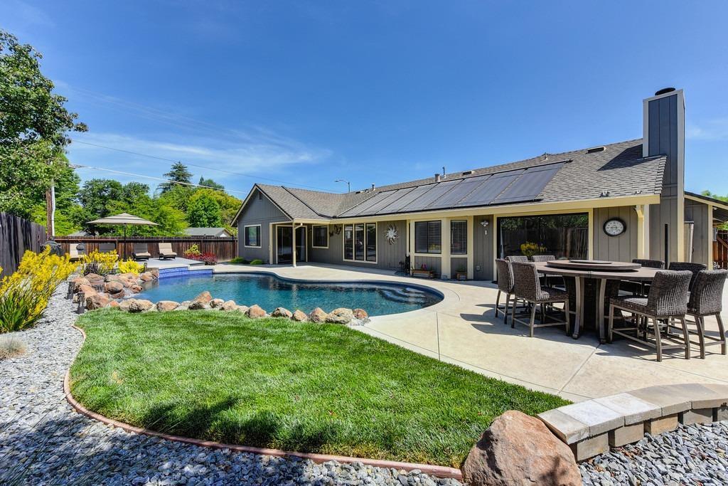 Detail Gallery Image 19 of 46 For 9391 Rolling Glen Ct, Orangevale,  CA 95662 - 4 Beds | 2 Baths