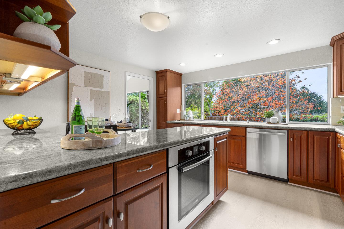 Detail Gallery Image 10 of 42 For 667 Sandy Hook Ct, Foster City,  CA 94404 - 4 Beds | 3 Baths