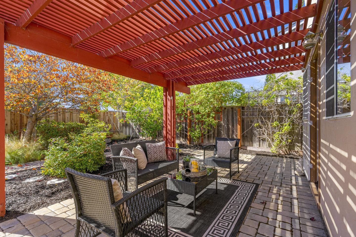 Detail Gallery Image 34 of 42 For 667 Sandy Hook Ct, Foster City,  CA 94404 - 4 Beds | 3 Baths