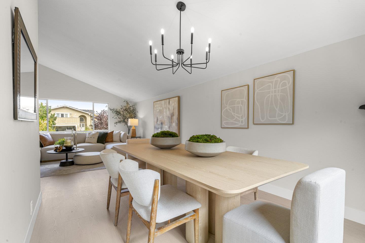 Detail Gallery Image 4 of 42 For 667 Sandy Hook Ct, Foster City,  CA 94404 - 4 Beds | 3 Baths