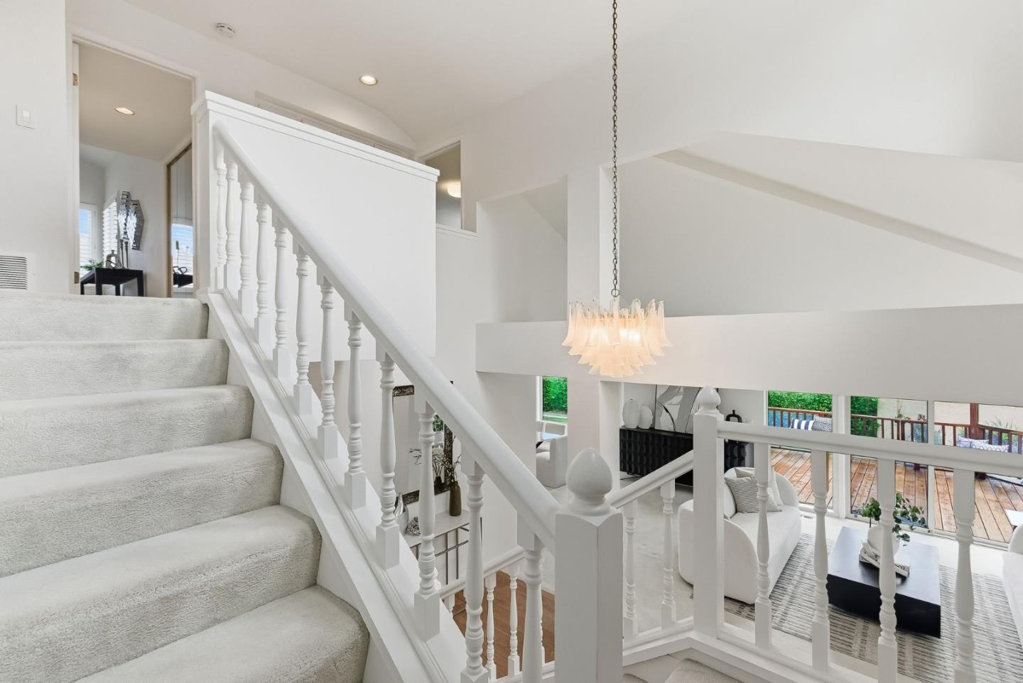 Detail Gallery Image 20 of 44 For 101 Coventry Ct, San Carlos,  CA 94070 - 4 Beds | 3 Baths