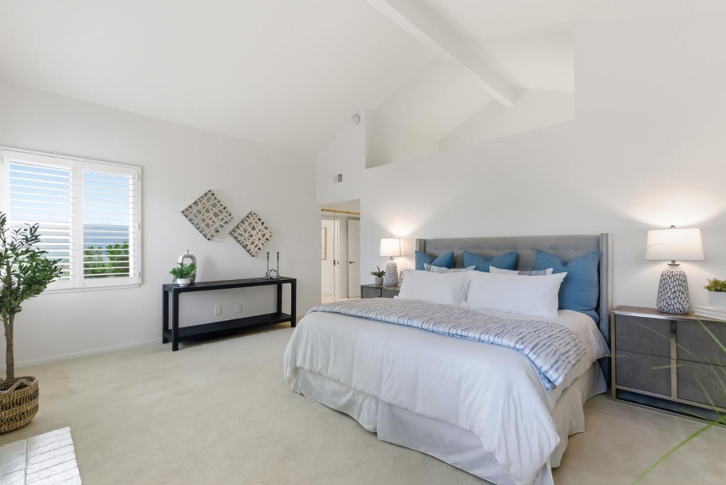 Detail Gallery Image 24 of 44 For 101 Coventry Ct, San Carlos,  CA 94070 - 4 Beds | 3 Baths