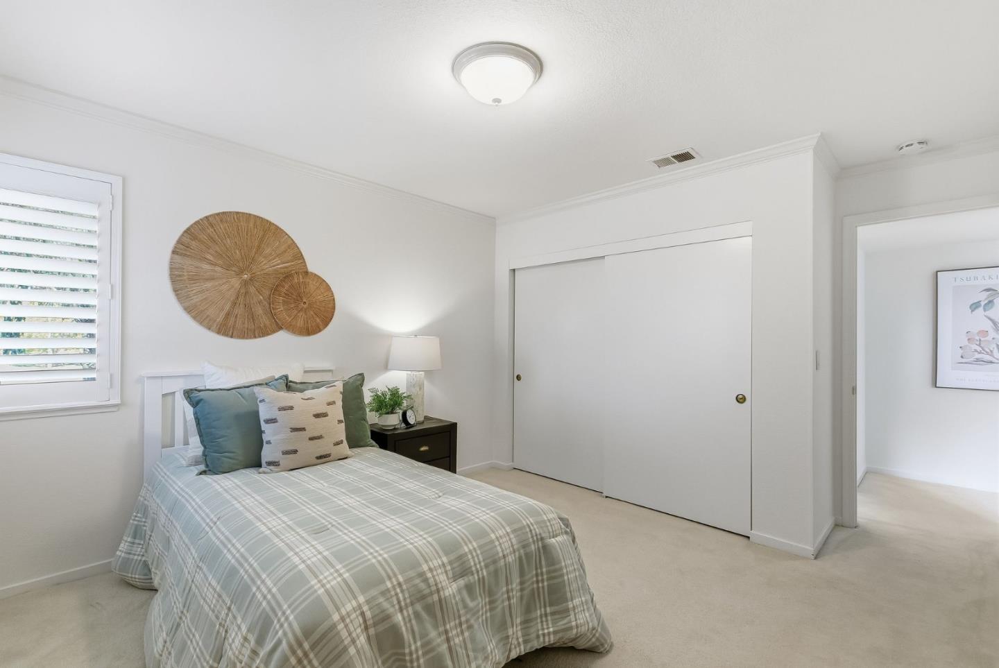 Detail Gallery Image 31 of 44 For 101 Coventry Ct, San Carlos,  CA 94070 - 4 Beds | 3 Baths