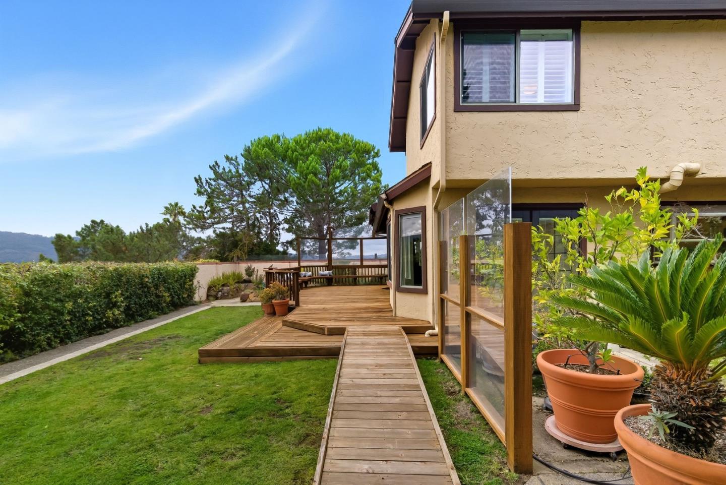 Detail Gallery Image 34 of 44 For 101 Coventry Ct, San Carlos,  CA 94070 - 4 Beds | 3 Baths