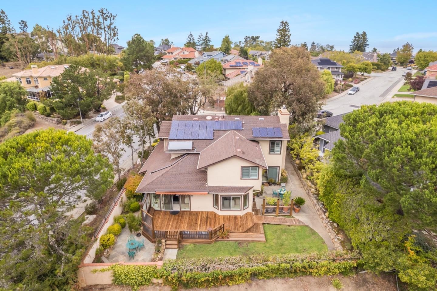 Detail Gallery Image 44 of 44 For 101 Coventry Ct, San Carlos,  CA 94070 - 4 Beds | 3 Baths