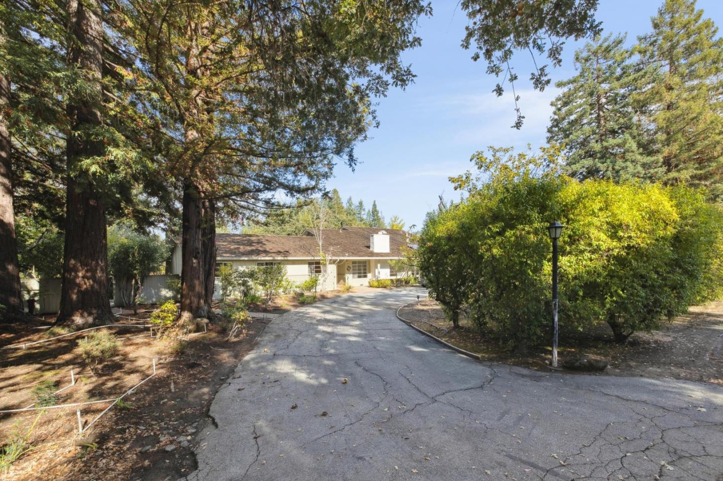 Detail Gallery Image 111 of 139 For 57 Fairview Ave, Atherton,  CA 94027 - 6 Beds | 3/1 Baths