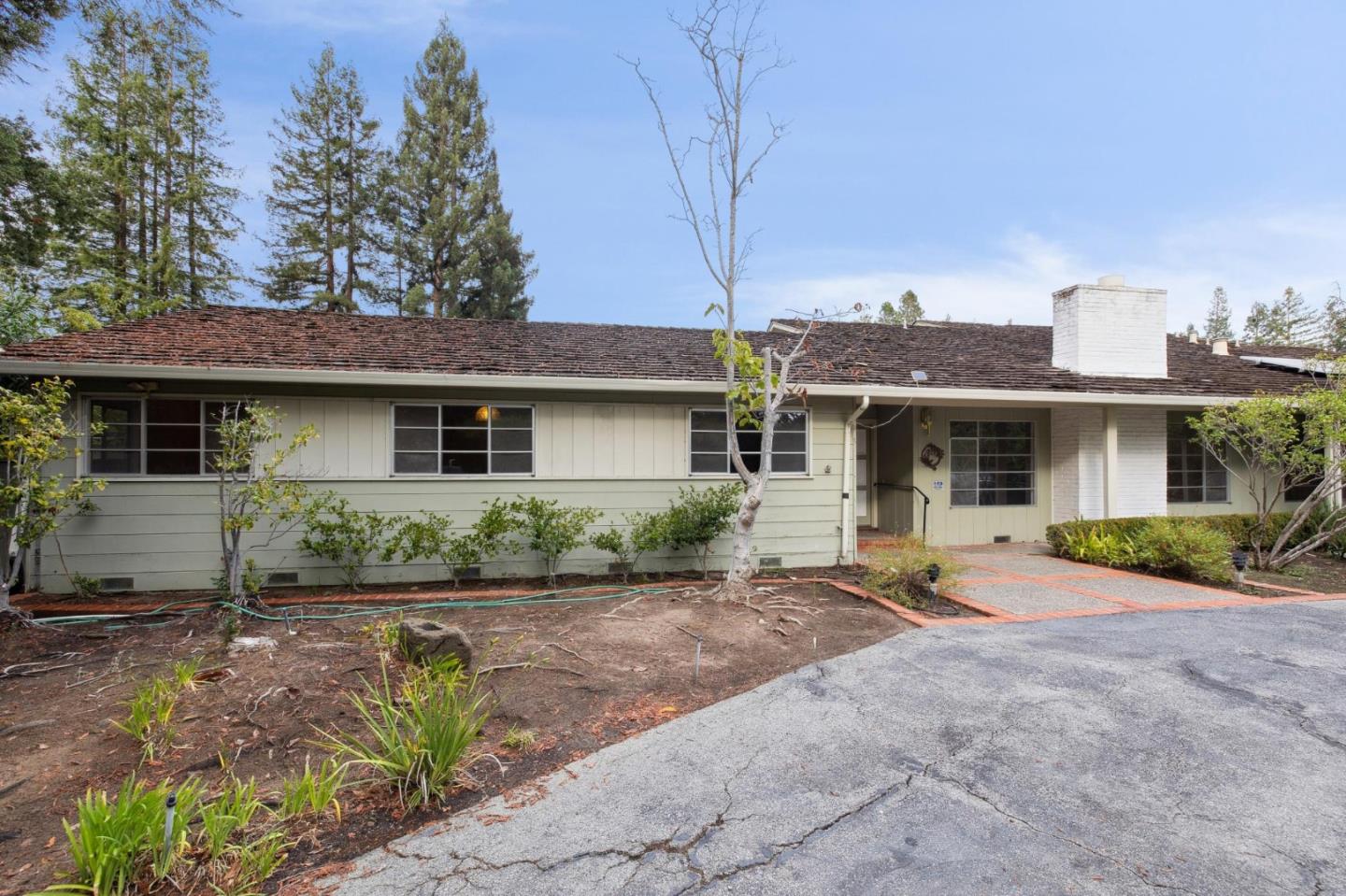 Detail Gallery Image 113 of 139 For 57 Fairview Ave, Atherton,  CA 94027 - 6 Beds | 3/1 Baths