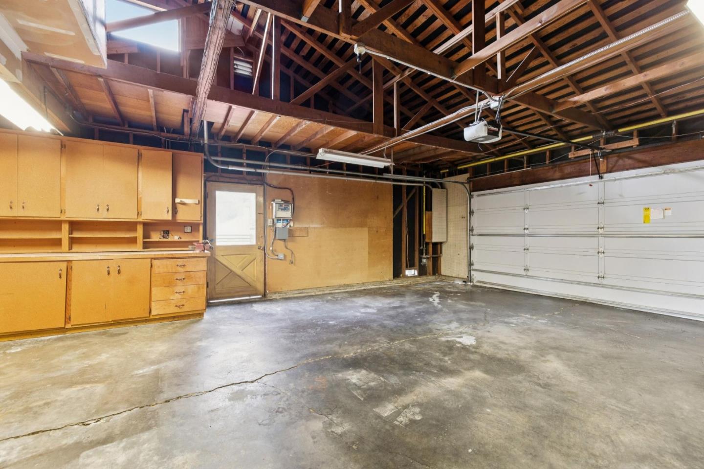 Detail Gallery Image 119 of 139 For 57 Fairview Ave, Atherton,  CA 94027 - 6 Beds | 3/1 Baths