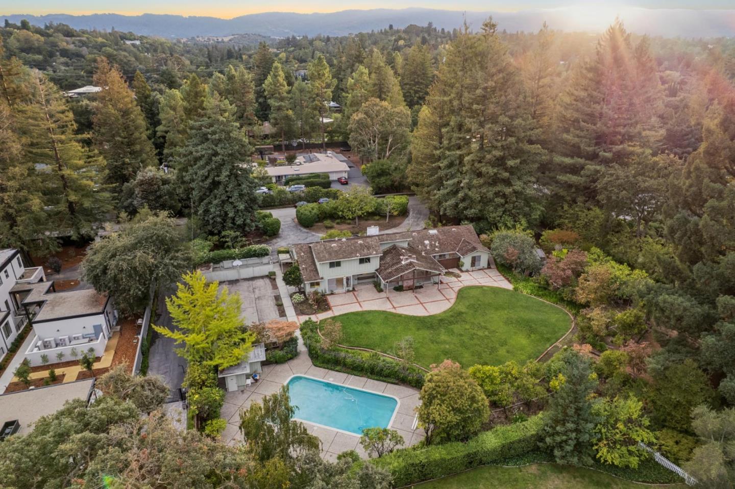 Detail Gallery Image 131 of 139 For 57 Fairview Ave, Atherton,  CA 94027 - 6 Beds | 3/1 Baths