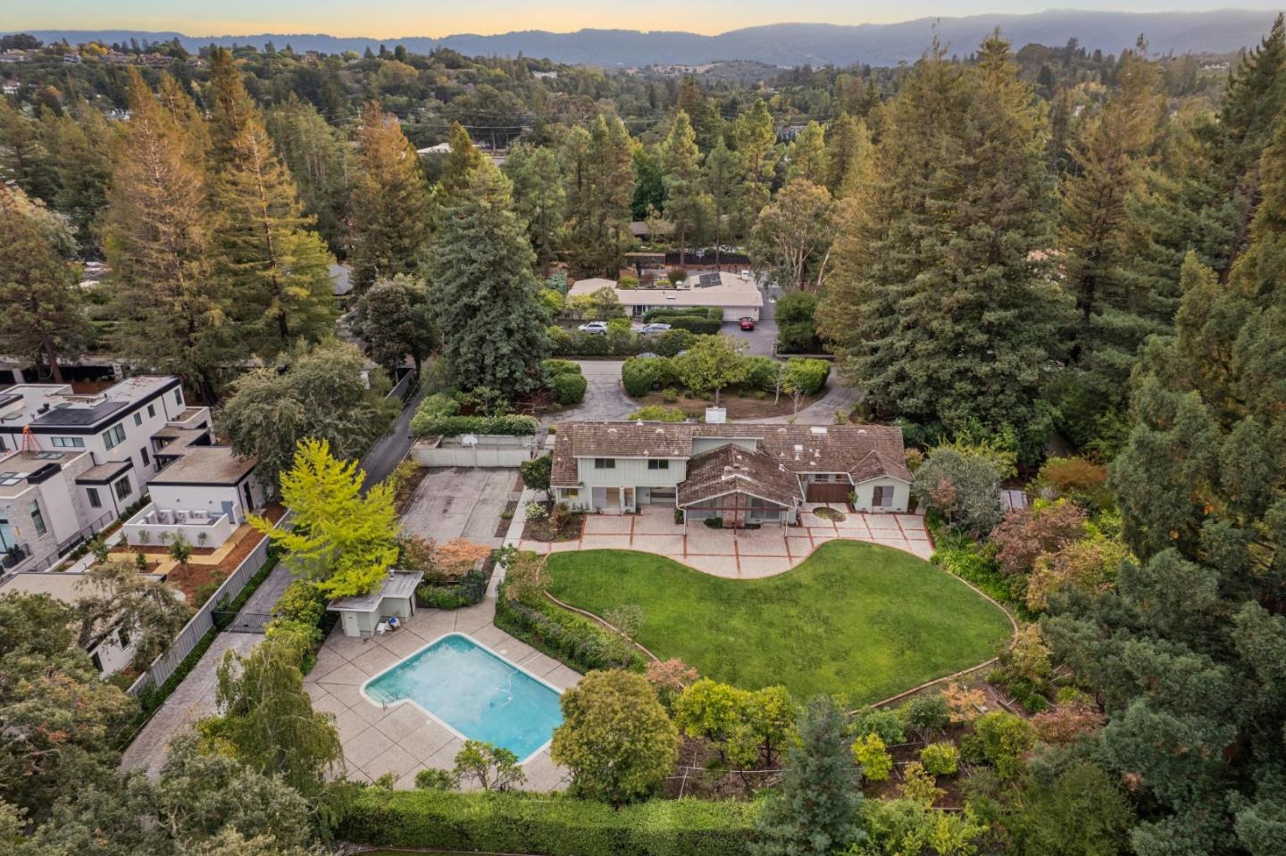 Detail Gallery Image 134 of 139 For 57 Fairview Ave, Atherton,  CA 94027 - 6 Beds | 3/1 Baths