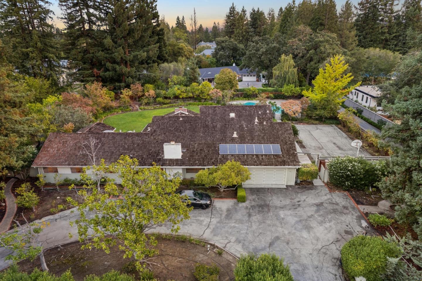 Detail Gallery Image 137 of 139 For 57 Fairview Ave, Atherton,  CA 94027 - 6 Beds | 3/1 Baths