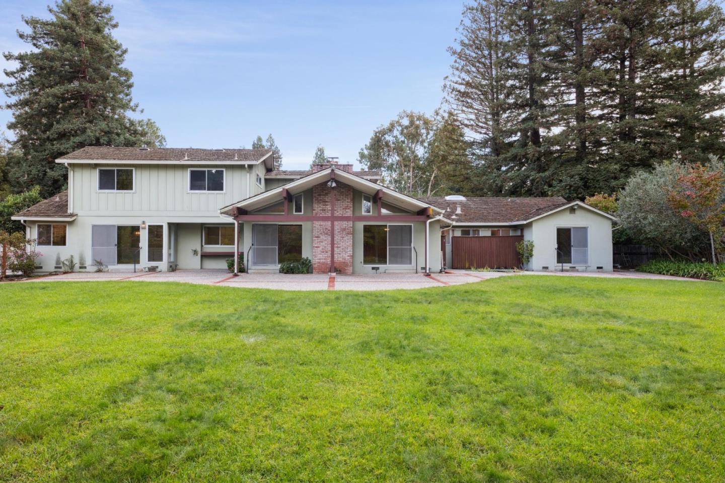 Detail Gallery Image 33 of 139 For 57 Fairview Ave, Atherton,  CA 94027 - 6 Beds | 3/1 Baths