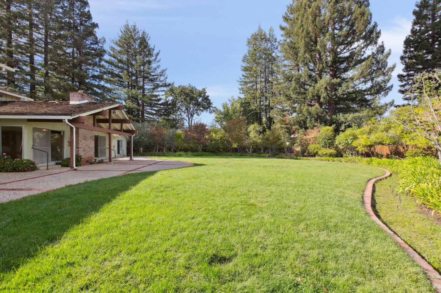 Detail Gallery Image 38 of 139 For 57 Fairview Ave, Atherton,  CA 94027 - 6 Beds | 3/1 Baths