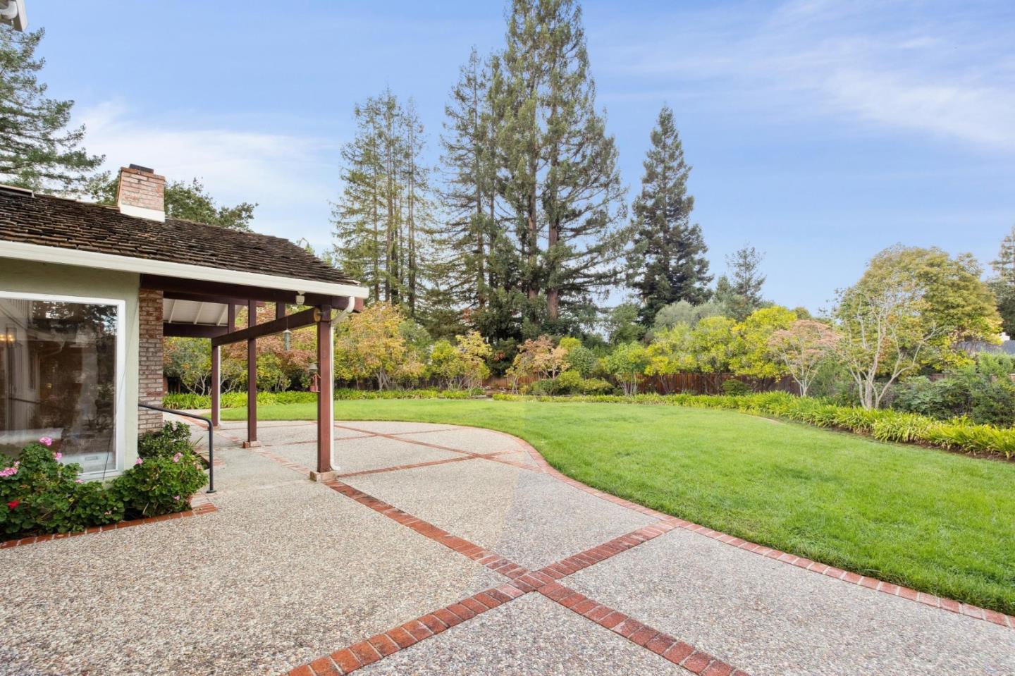 Detail Gallery Image 49 of 139 For 57 Fairview Ave, Atherton,  CA 94027 - 6 Beds | 3/1 Baths