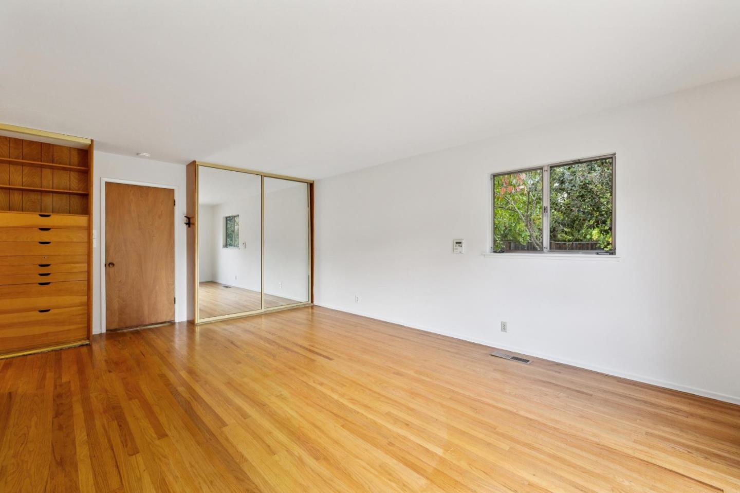 Detail Gallery Image 66 of 139 For 57 Fairview Ave, Atherton,  CA 94027 - 6 Beds | 3/1 Baths