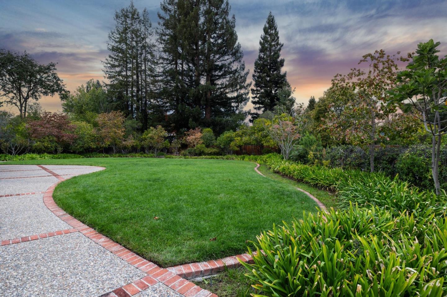 Detail Gallery Image 7 of 139 For 57 Fairview Ave, Atherton,  CA 94027 - 6 Beds | 3/1 Baths