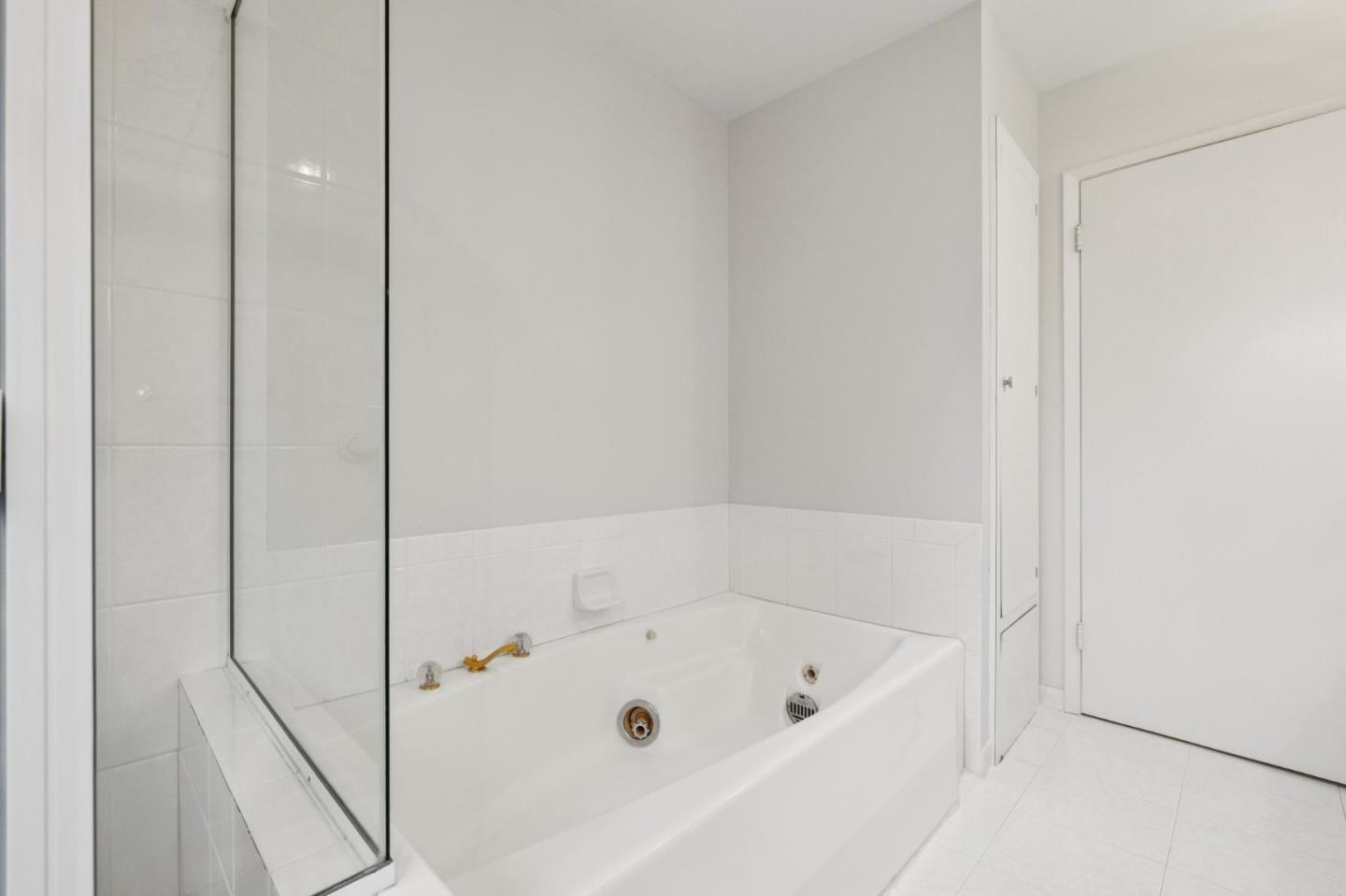 Detail Gallery Image 72 of 139 For 57 Fairview Ave, Atherton,  CA 94027 - 6 Beds | 3/1 Baths