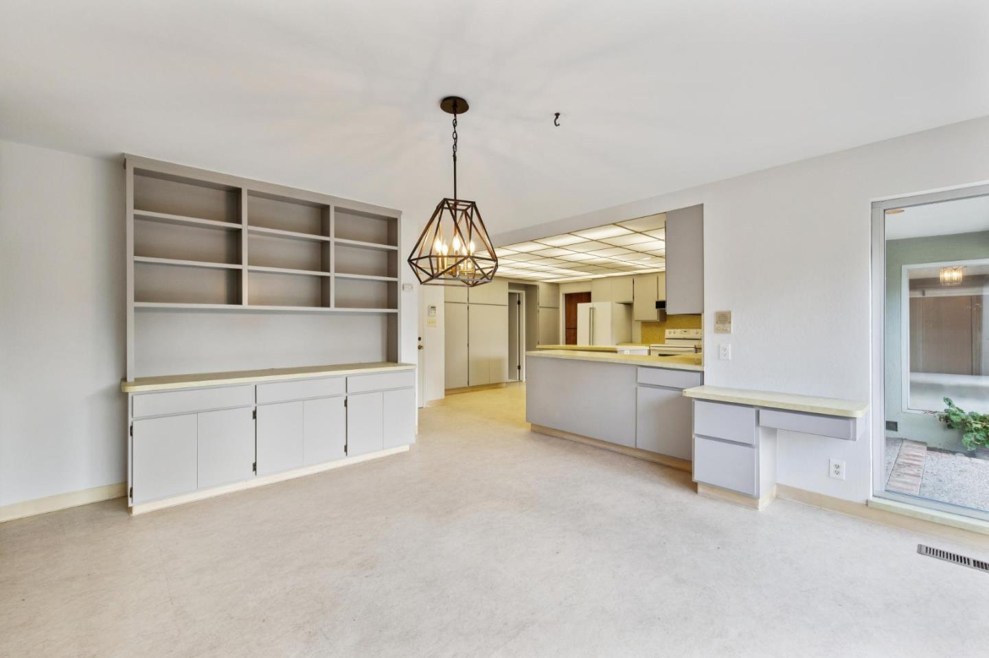 Detail Gallery Image 87 of 139 For 57 Fairview Ave, Atherton,  CA 94027 - 6 Beds | 3/1 Baths