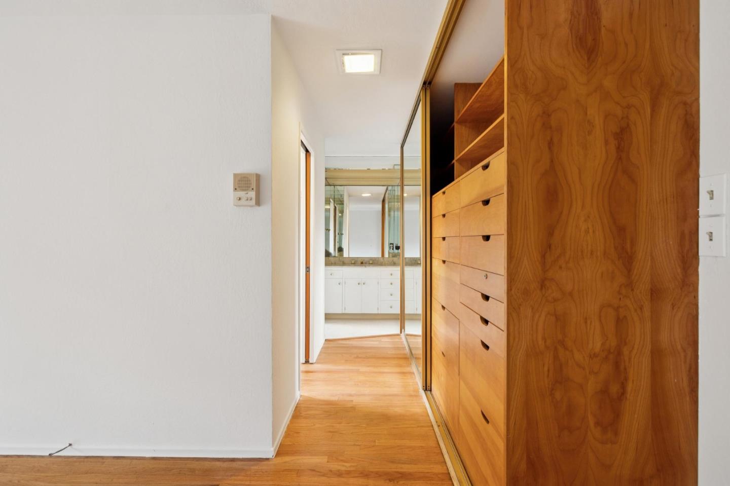 Detail Gallery Image 93 of 139 For 57 Fairview Ave, Atherton,  CA 94027 - 6 Beds | 3/1 Baths