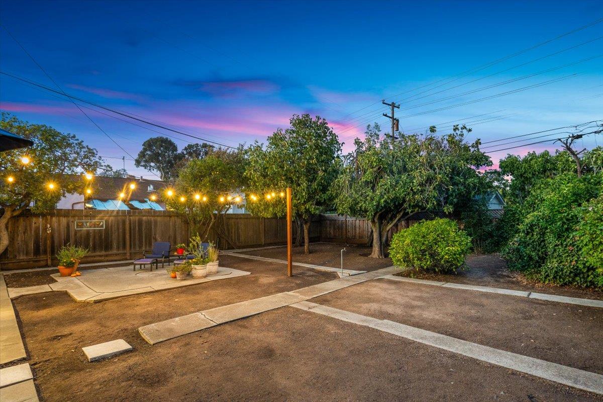 Detail Gallery Image 30 of 47 For 3605 Pacific Blvd, San Mateo,  CA 94403 - 2 Beds | 1 Baths