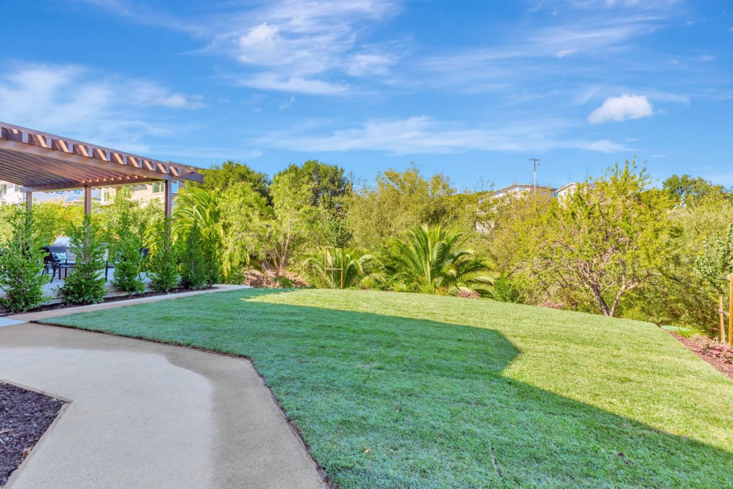 Detail Gallery Image 51 of 53 For 1019 Wilmington Way, Redwood City,  CA 94062 - 4 Beds | 3/1 Baths