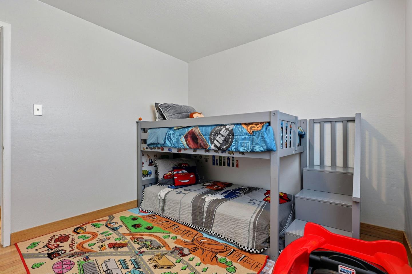 Detail Gallery Image 17 of 31 For 1127 Cervantes Way, Pacifica,  CA 94044 - 3 Beds | 1 Baths