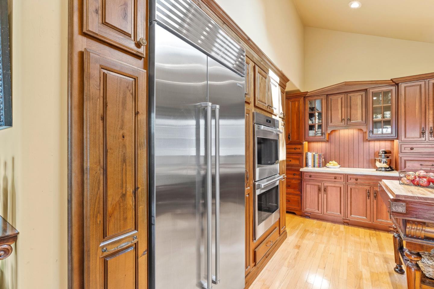 Detail Gallery Image 13 of 39 For 24584 Castro Ln, Carmel,  CA 93923 - 3 Beds | 2 Baths