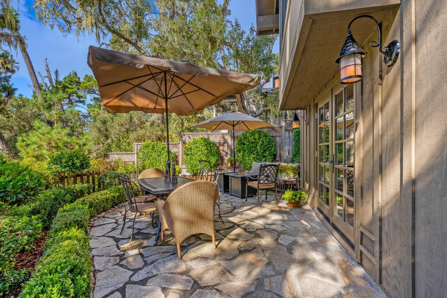 Detail Gallery Image 32 of 39 For 24584 Castro Ln, Carmel,  CA 93923 - 3 Beds | 2 Baths