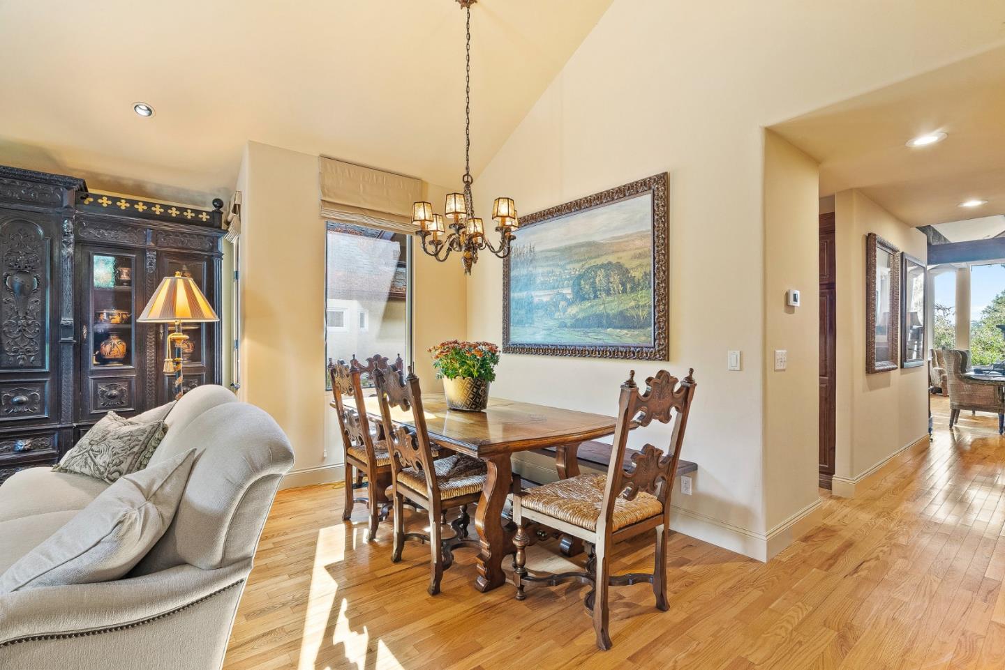 Detail Gallery Image 7 of 39 For 24584 Castro Ln, Carmel,  CA 93923 - 3 Beds | 2 Baths