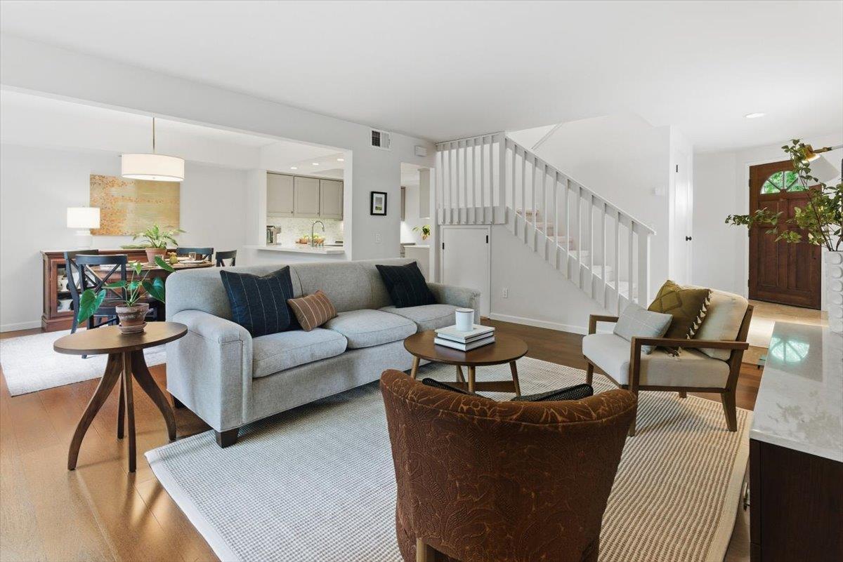 Detail Gallery Image 10 of 52 For 1126 Cherryview Ln, San Jose,  CA 95118 - 3 Beds | 2/1 Baths