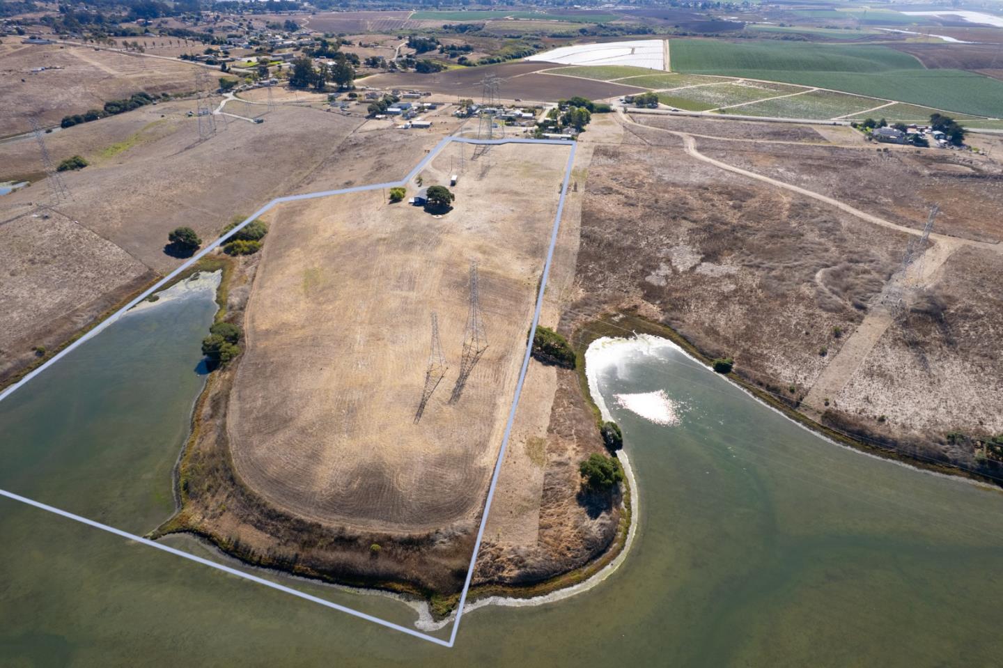 Detail Gallery Image 7 of 31 For 13265 Avila Rd, Moss Landing,  CA 95039 - 2 Beds | 1 Baths