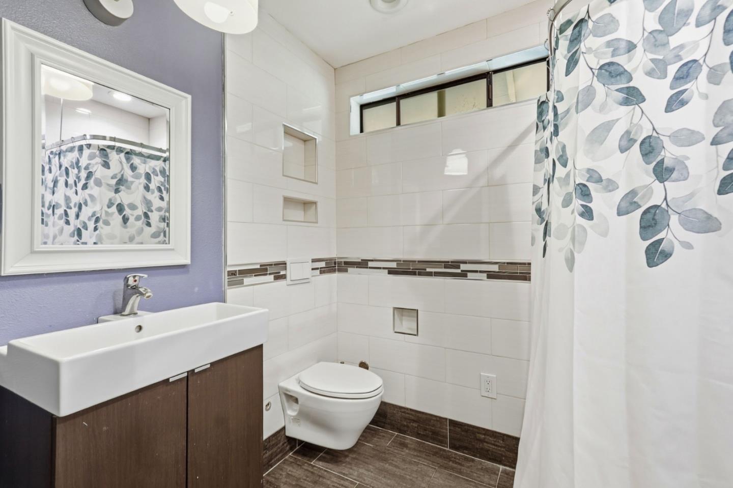 Detail Gallery Image 17 of 27 For 4925 Flat Rock Cir, San Jose,  CA 95136 - 3 Beds | 2/1 Baths