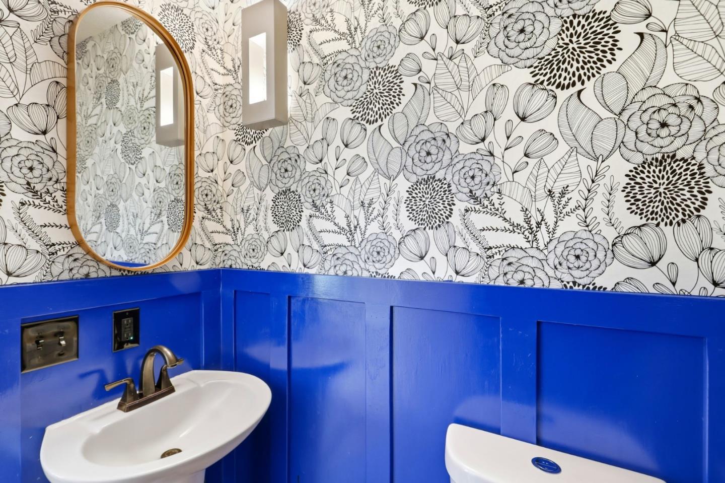 Detail Gallery Image 7 of 27 For 4925 Flat Rock Cir, San Jose,  CA 95136 - 3 Beds | 2/1 Baths