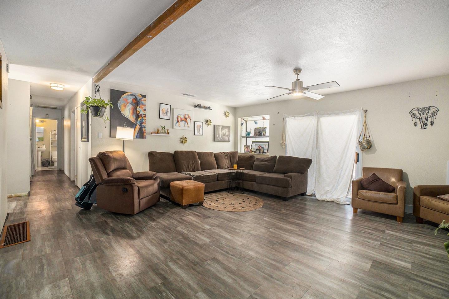 Detail Gallery Image 6 of 18 For 3556 Vancouver Way, Concord,  CA 94520 - 4 Beds | 2 Baths