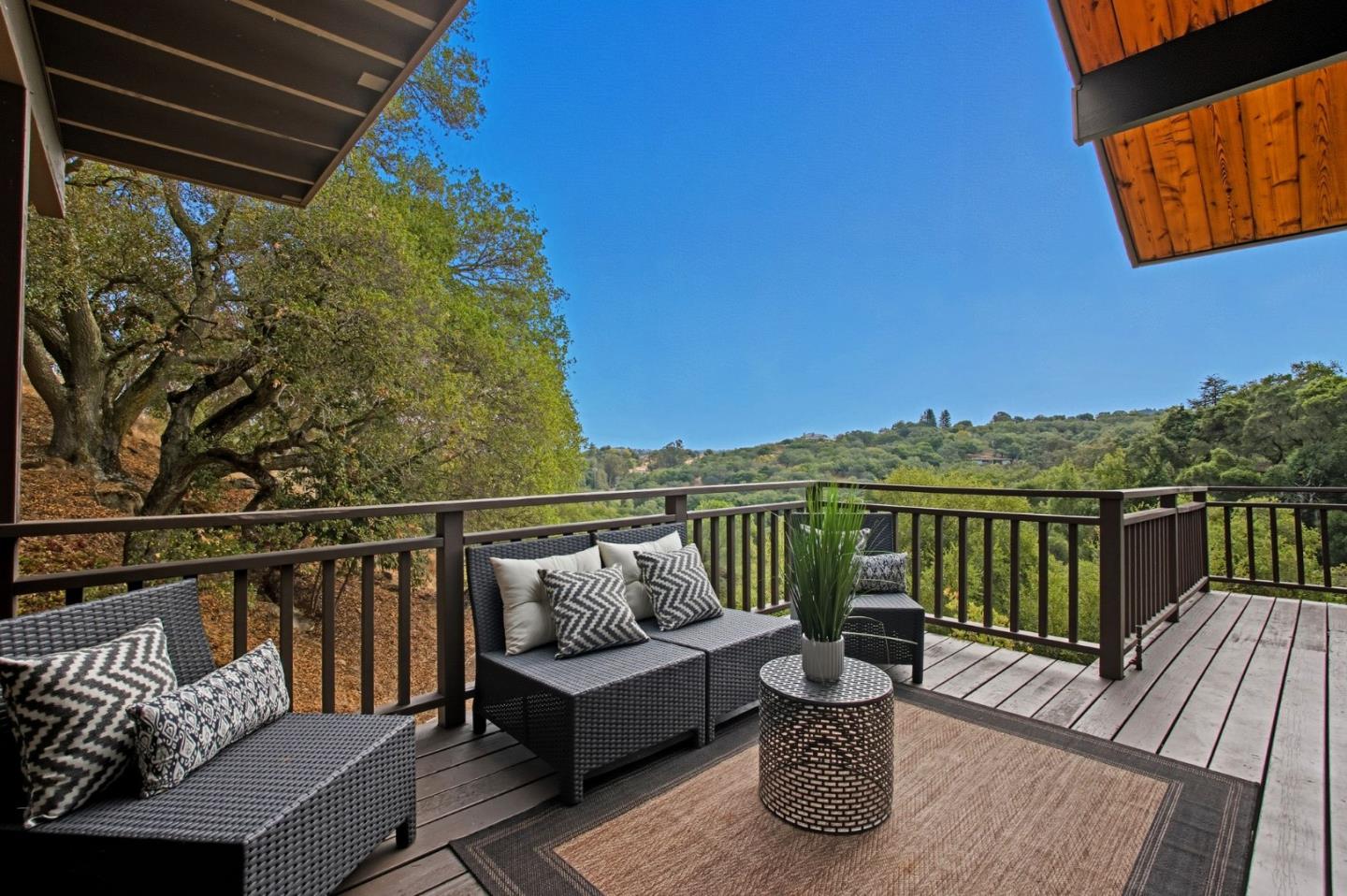 Detail Gallery Image 53 of 75 For 435 Golden Oak Dr, Portola Valley,  CA 94028 - 4 Beds | 3/1 Baths