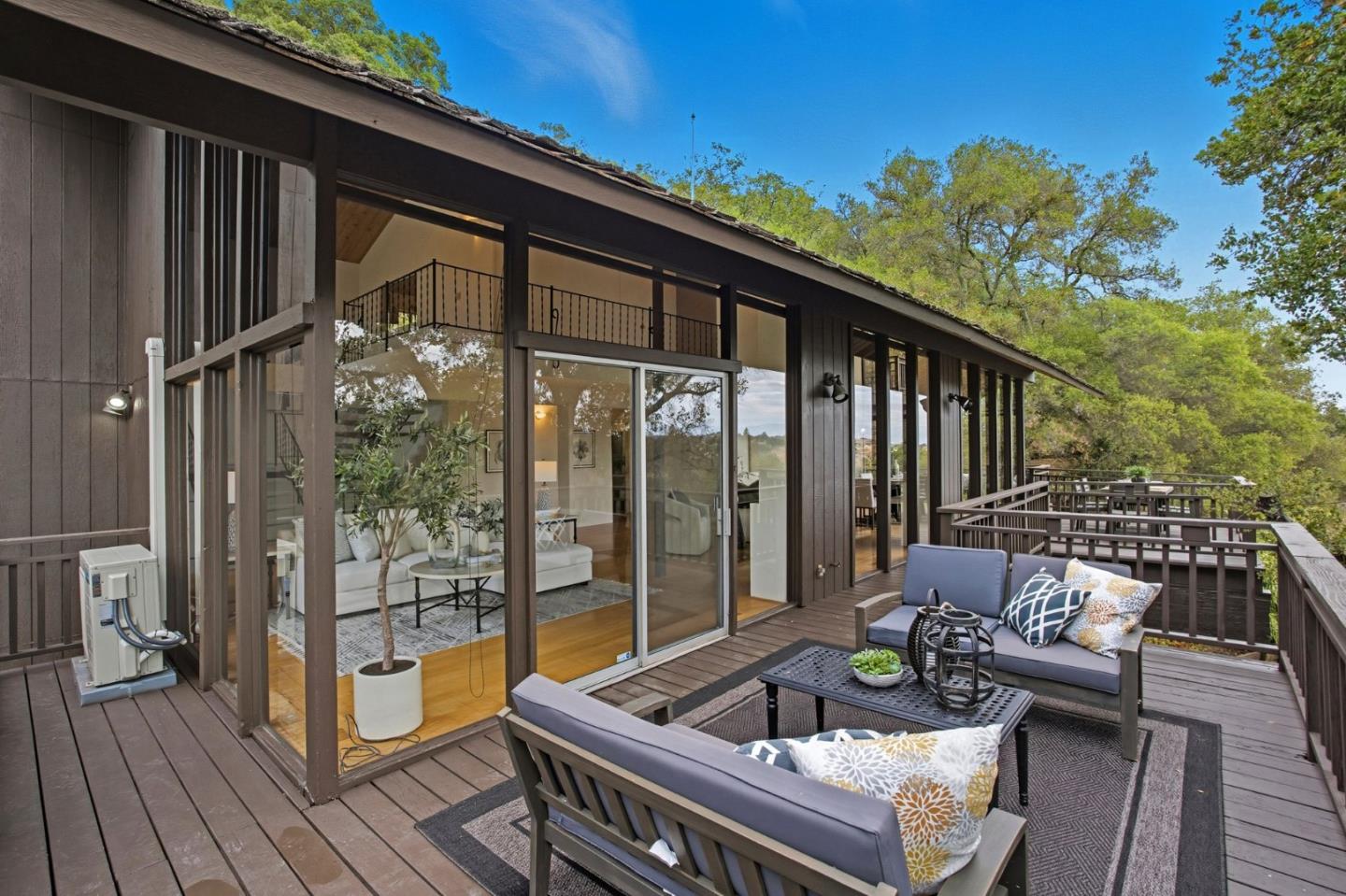 Detail Gallery Image 65 of 75 For 435 Golden Oak Dr, Portola Valley,  CA 94028 - 4 Beds | 3/1 Baths