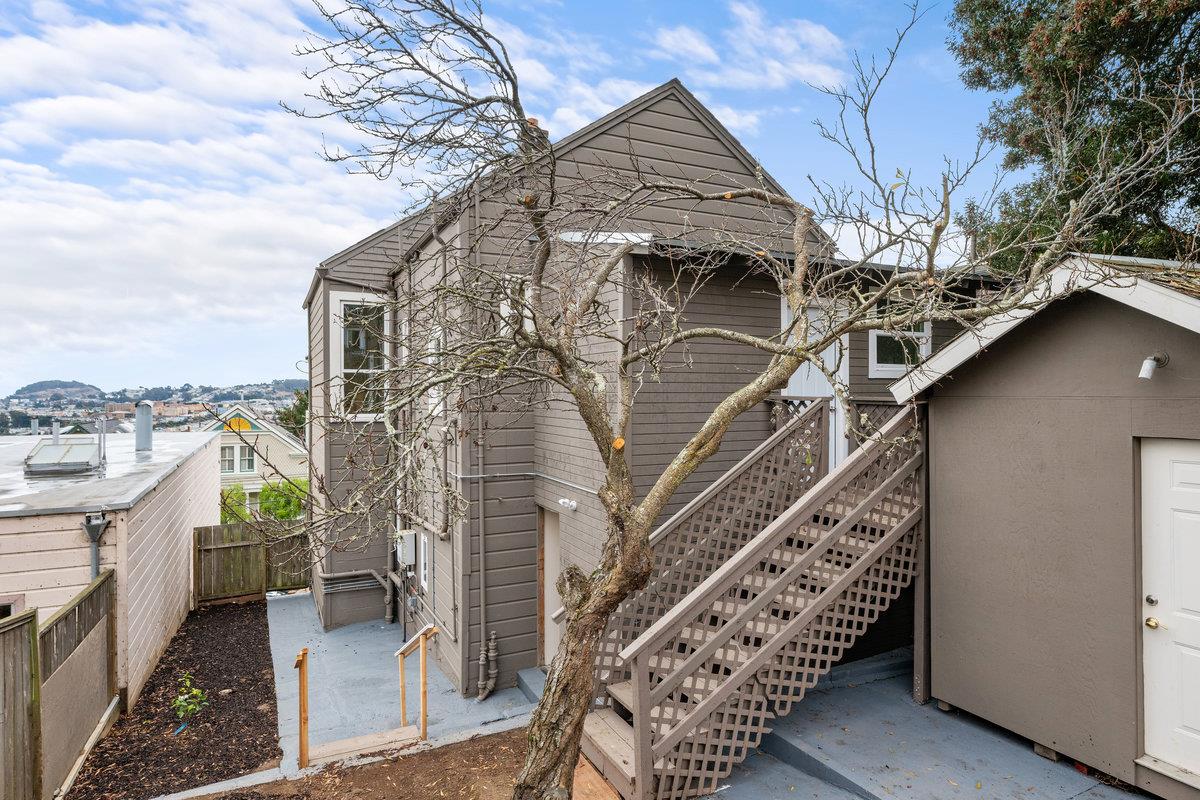 Detail Gallery Image 35 of 40 For 360 Laidley St, San Francisco,  CA 94131 - 4 Beds | 2 Baths