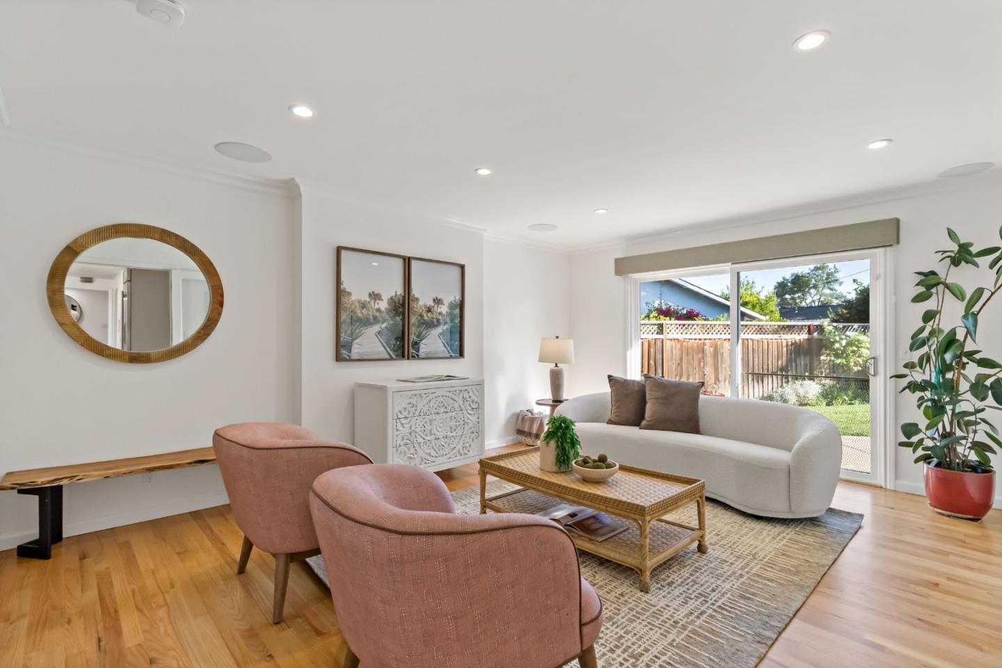 Detail Gallery Image 18 of 42 For 19920 Viewridge Dr, Saratoga,  CA 95070 - 4 Beds | 2/1 Baths