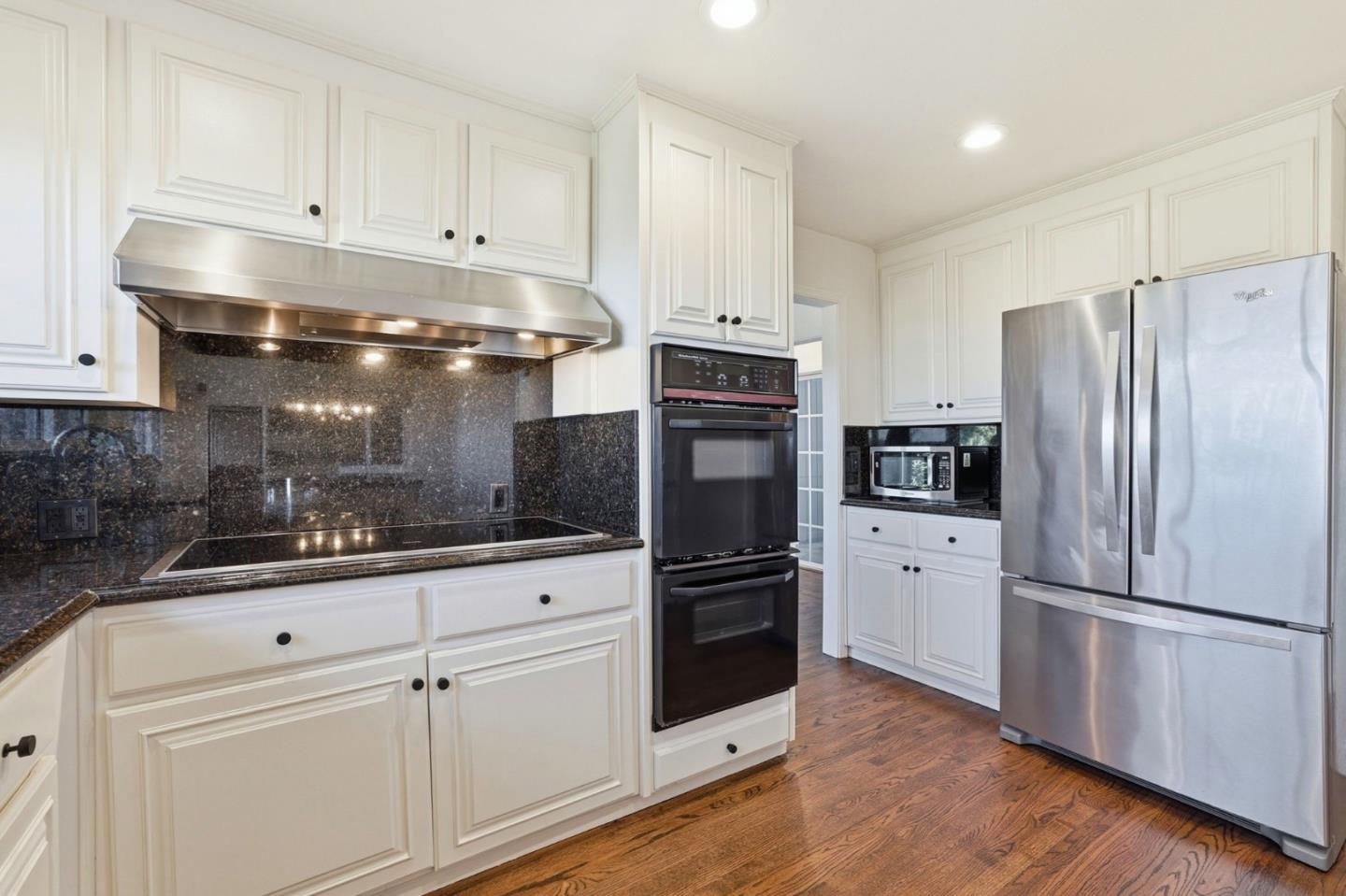 Detail Gallery Image 15 of 65 For 20715 Brush Rd, Los Gatos,  CA 95033 - 4 Beds | 2/1 Baths