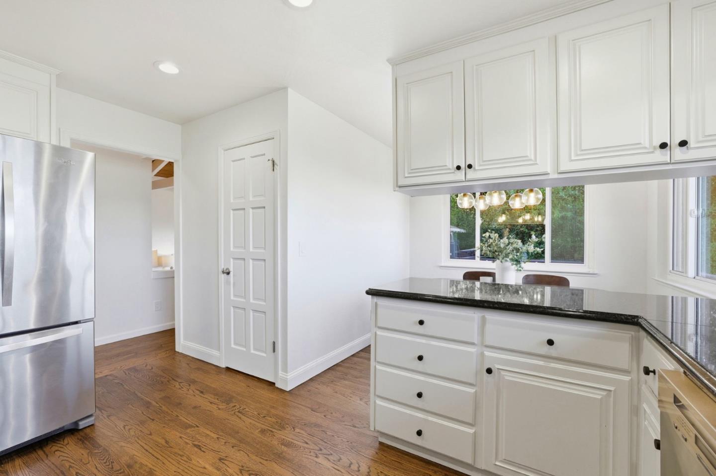 Detail Gallery Image 16 of 65 For 20715 Brush Rd, Los Gatos,  CA 95033 - 4 Beds | 2/1 Baths