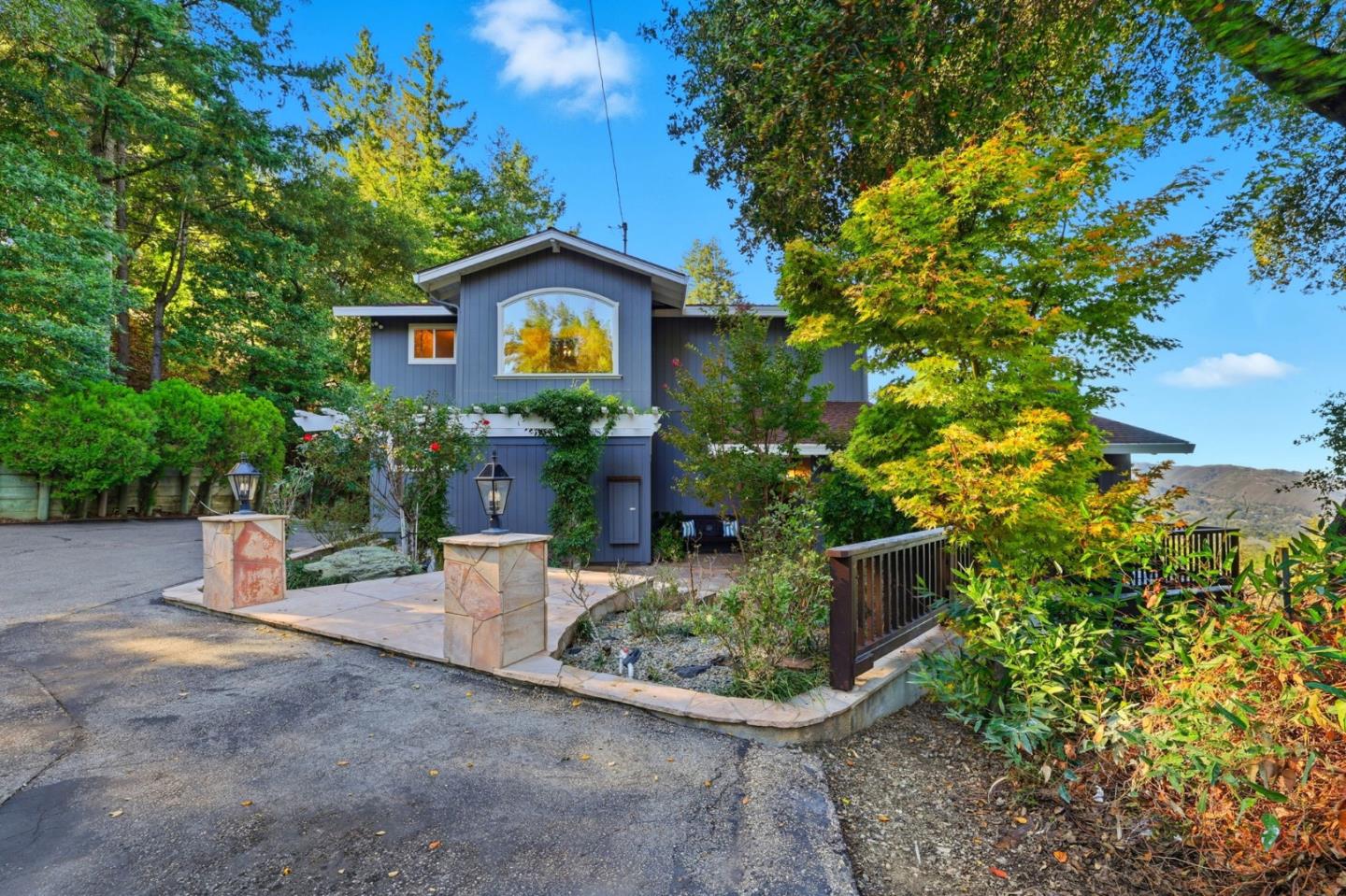 Detail Gallery Image 2 of 65 For 20715 Brush Rd, Los Gatos,  CA 95033 - 4 Beds | 2/1 Baths