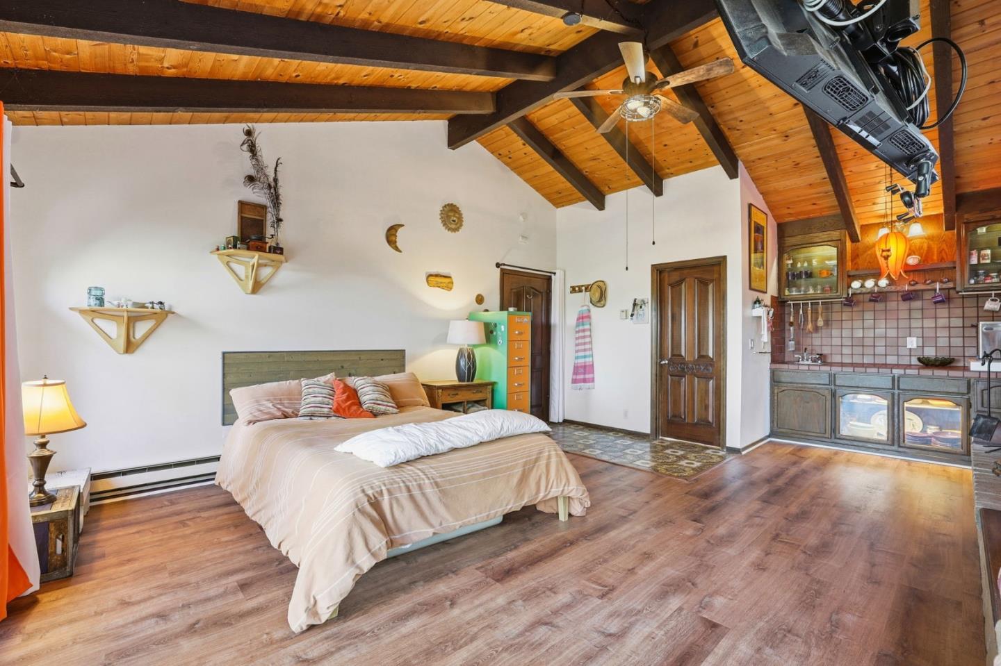 Detail Gallery Image 37 of 65 For 20715 Brush Rd, Los Gatos,  CA 95033 - 4 Beds | 2/1 Baths